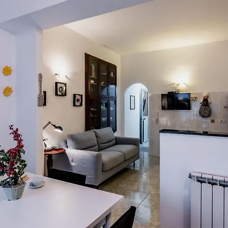 Coralie House Giardini-Naxos