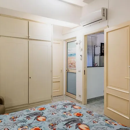 Apartment Coralie House Giardini Naxos