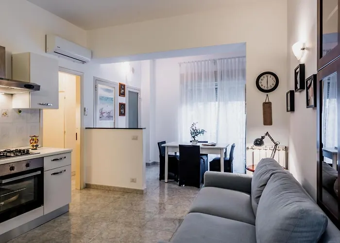 Coralie House Apartment